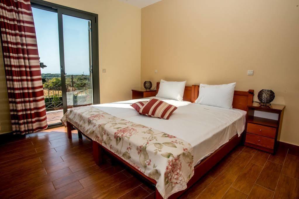 Korallis Villas Livathos  Εξωτερικό φωτογραφία
