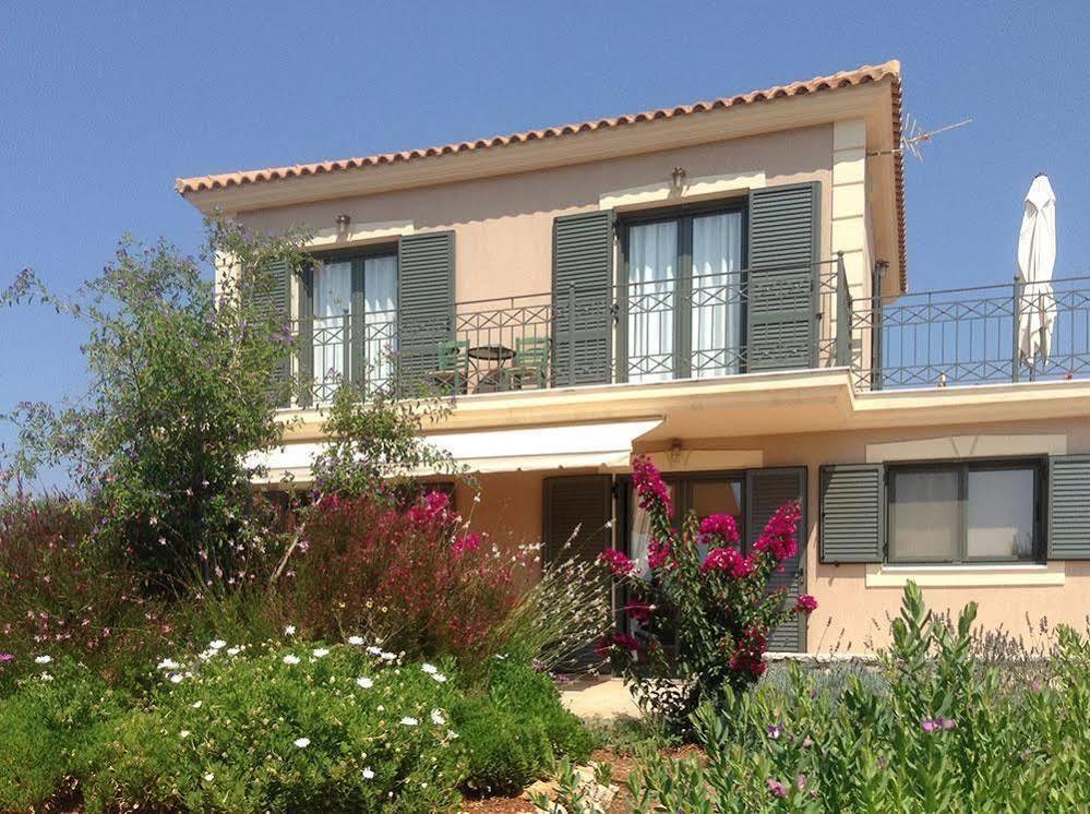 Korallis Villas Livathos  Εξωτερικό φωτογραφία