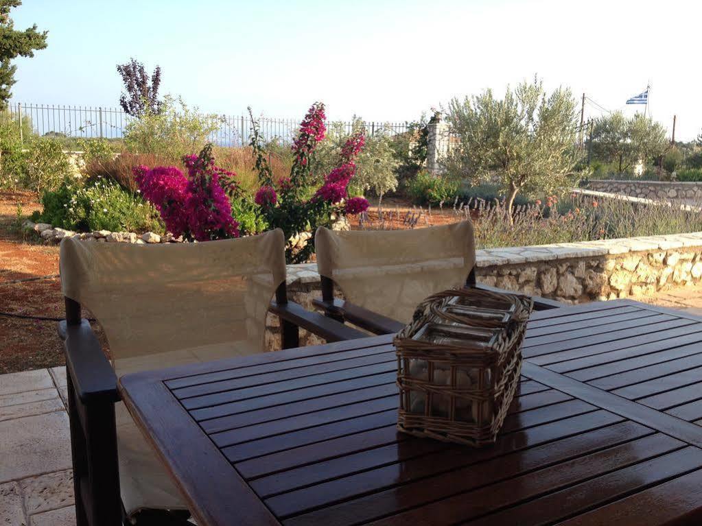 Korallis Villas Livathos  Εξωτερικό φωτογραφία